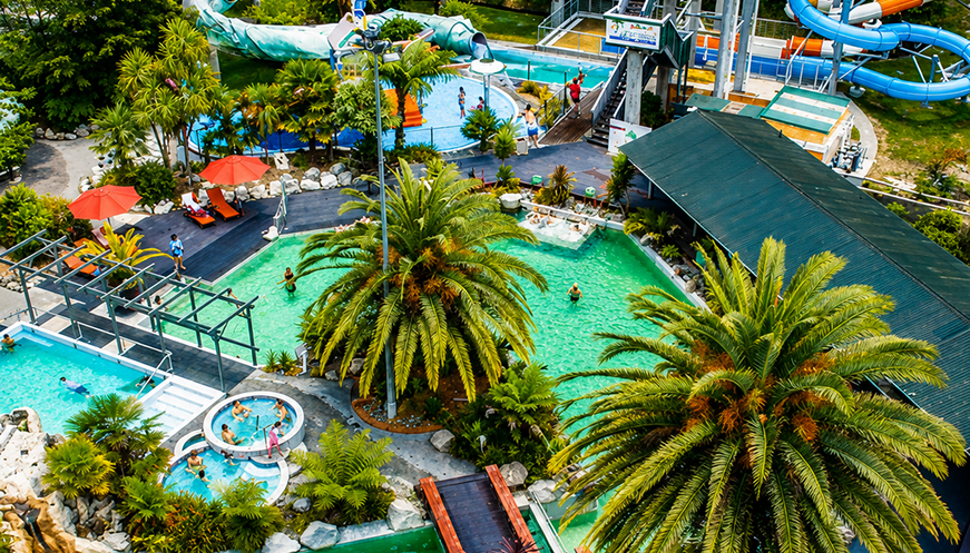 7-Day Hawke's Bay to Waikato Springs, Caves & Coastal Circuit